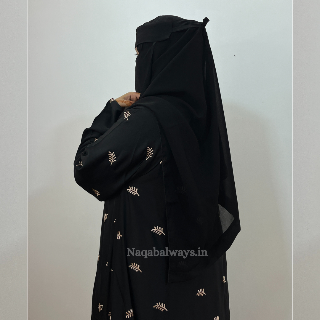 Leaf-Embroidery Gown-Style Abaya – Elegant Black Design