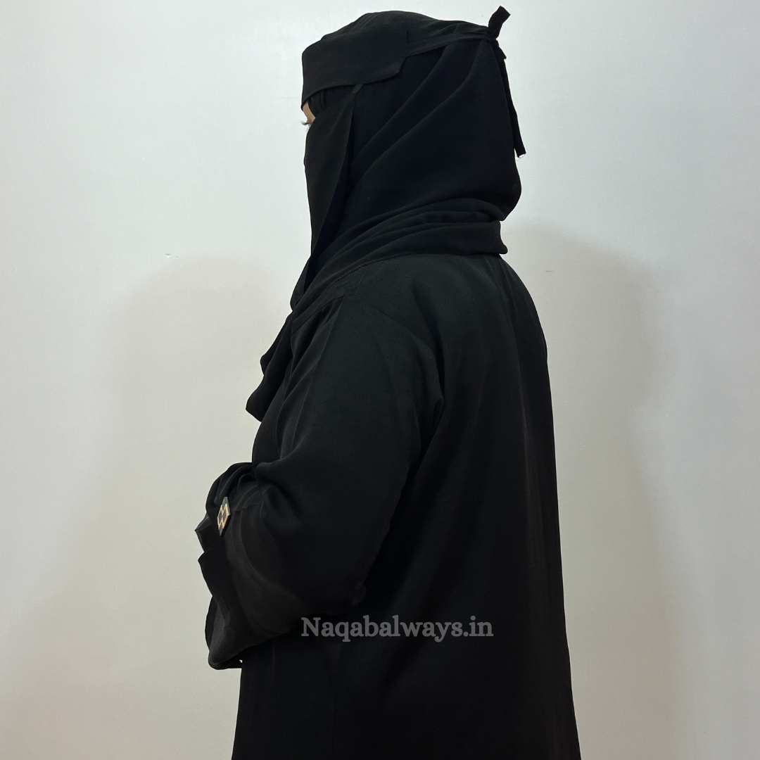 Elegant Closed-Front Abaya with Premium Sleeve Embellishments
