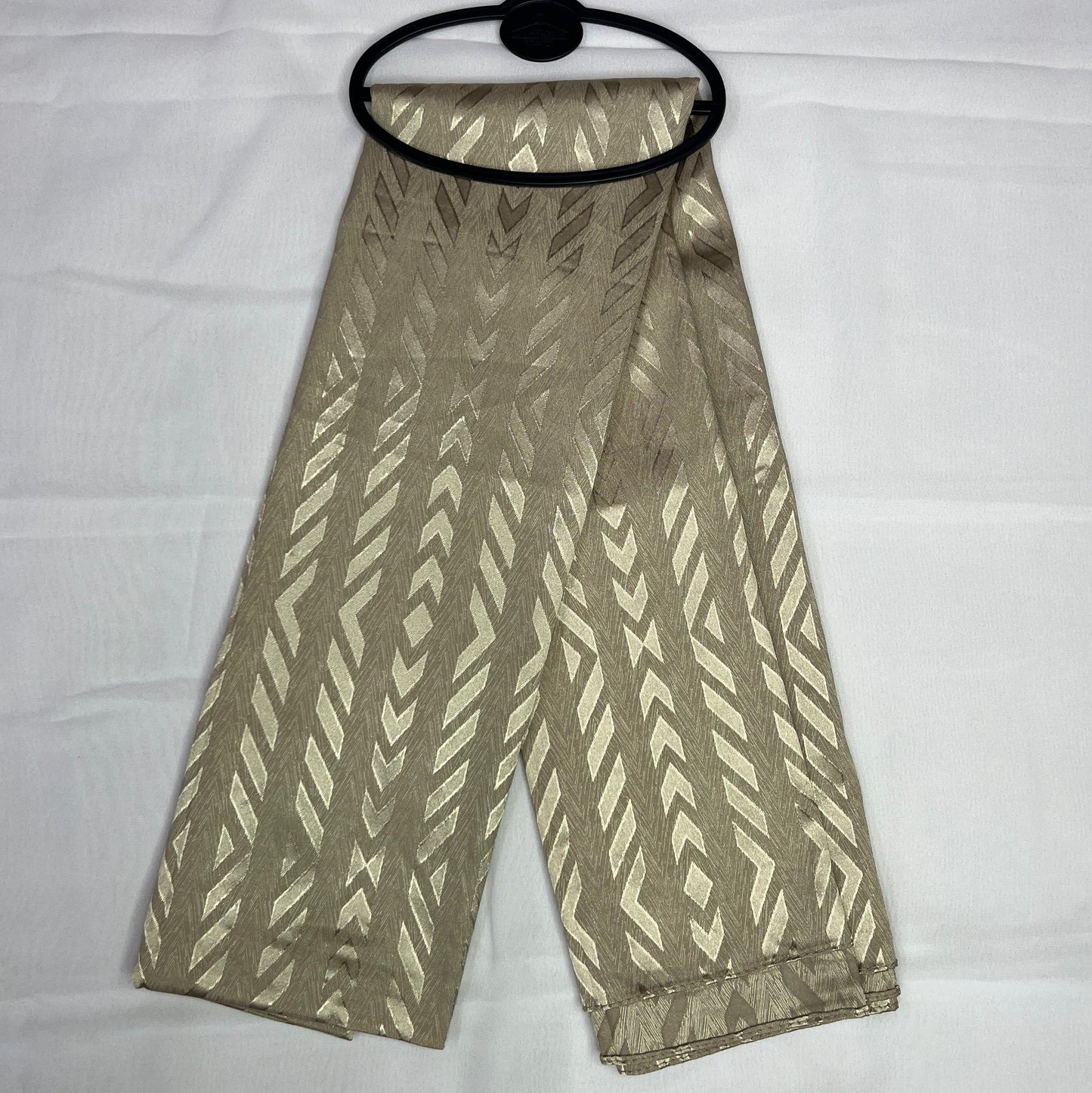 Soft Shine Textured Hijab – Elegant & Stylish Look for Any Occasion