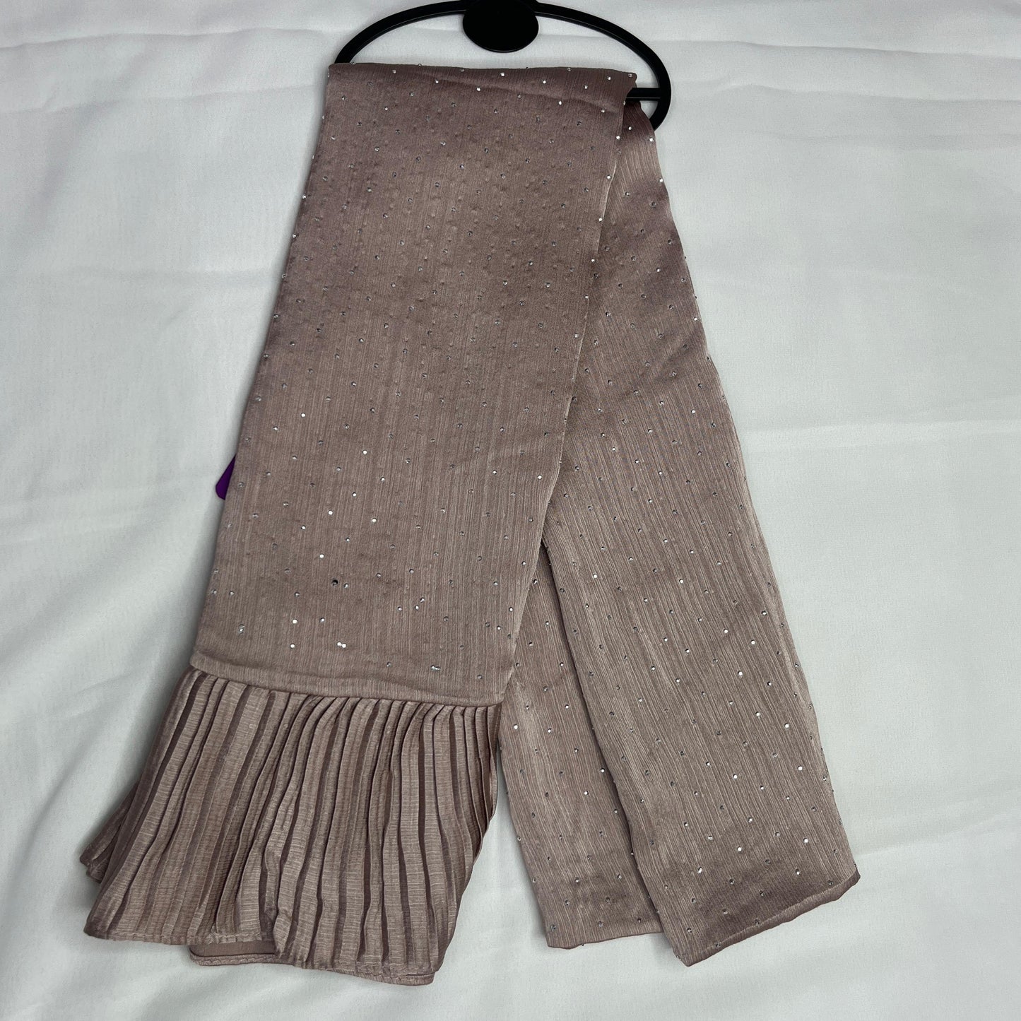 Golden Pleated Stone Hijab – Graceful Look with Elegant Detailing