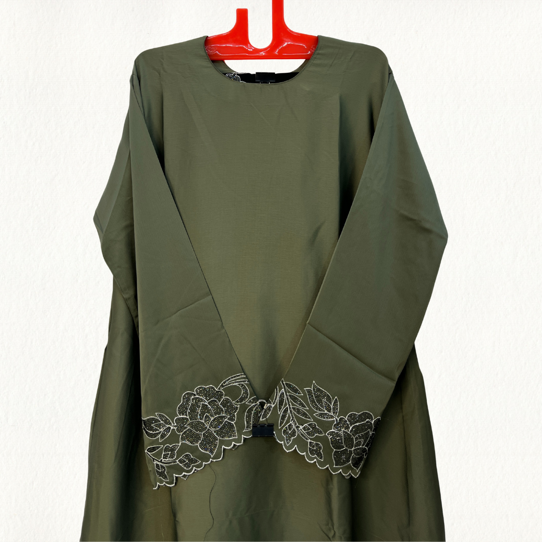 Elegant Abaya with Floral Sleeve Stone Work