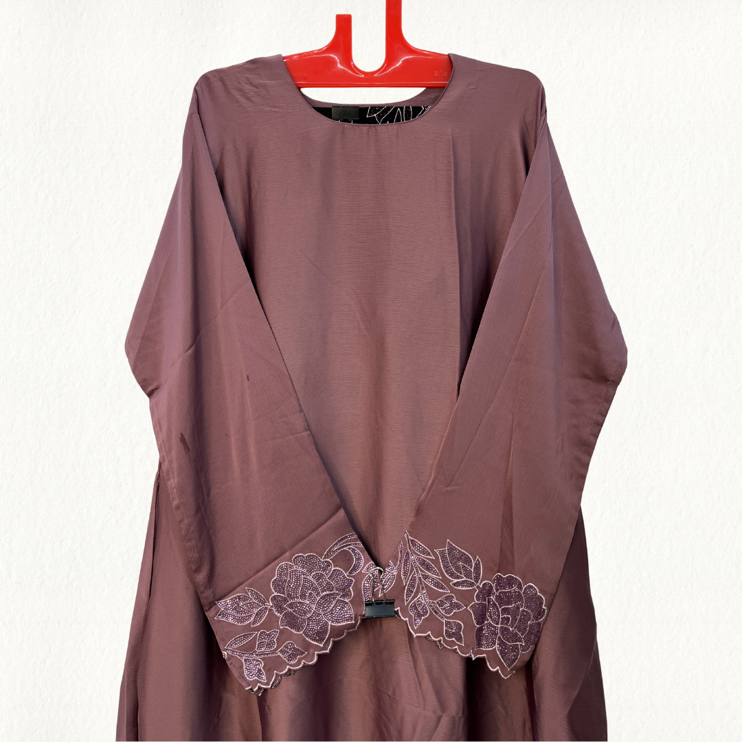 Elegant Abaya with Floral Sleeve Stone Work