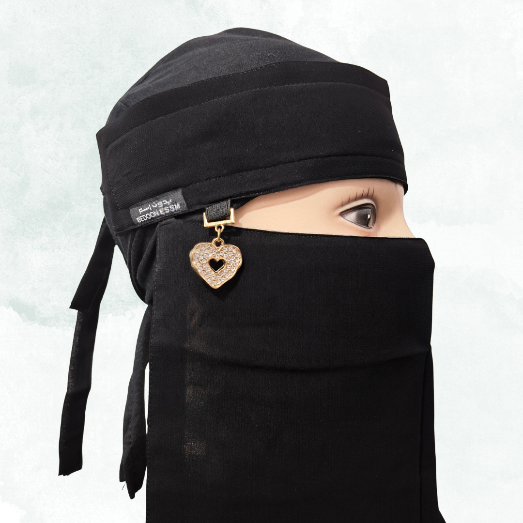 Black Nose Piece with Golden Heart Charm – Elegant & Stylish Face Cover